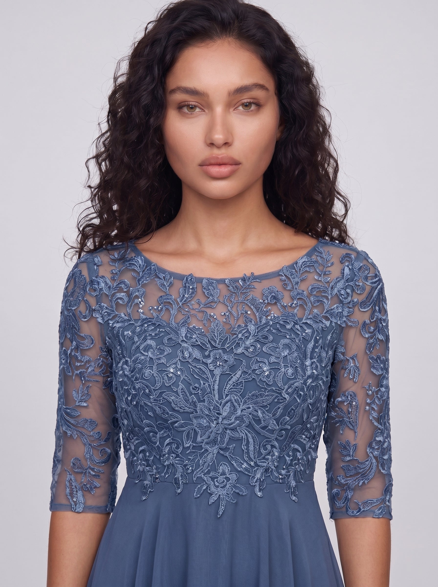 Vera | Elegant Lace A-Line Midi Dress with Floral Appliqué Bodice