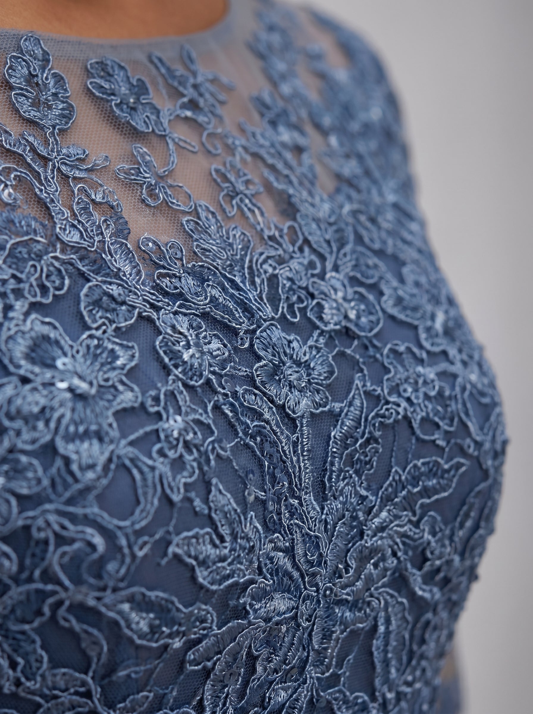Vera | Elegant Lace A-Line Midi Dress with Floral Appliqué Bodice